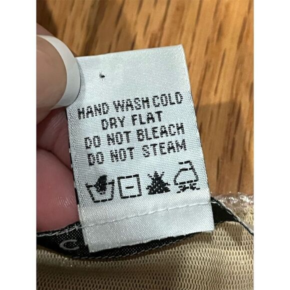 CAbi Women's Pink Lace Sleeveless Camisole Top Size S Casual Spring - Picture 3 of 4